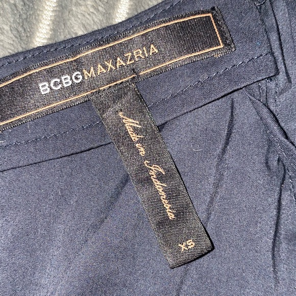 BCBG MaxaZria V Neck Wrap  Short Sleeve Dark Navy almost Bkack Blouse XS - Picture 7 of 11